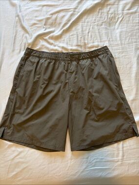 The North Face Hiking Shorts - Large